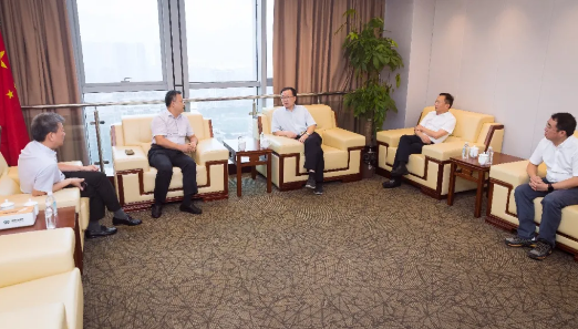 供应链综合商业服务平台迈进浙江第一站 — — 人生就是博与温州交运集团战略签约